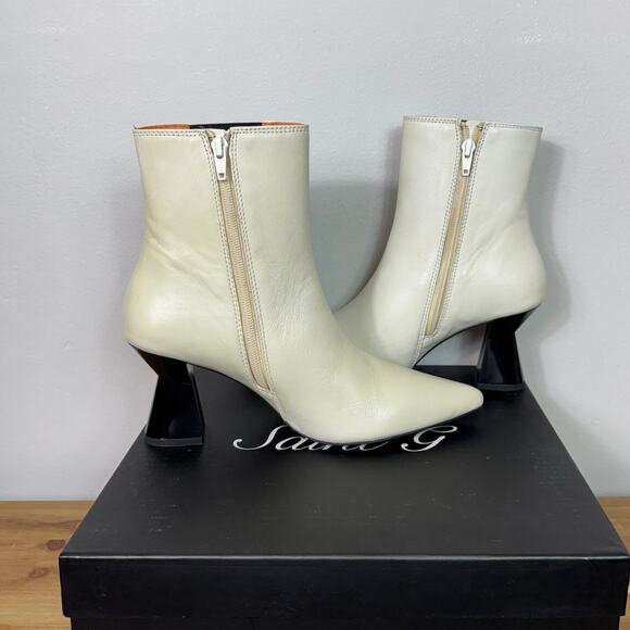 Saint G Elliana Off White Leather Sculpted Heel Chelsea Boots Women's Size EU 38 - Picture 4 of 9